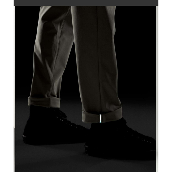 Lululemon Men’s Commission Pants, Classic Warpstreme, Size 35, 28” Inseam, EUC - Picture 6 of 9